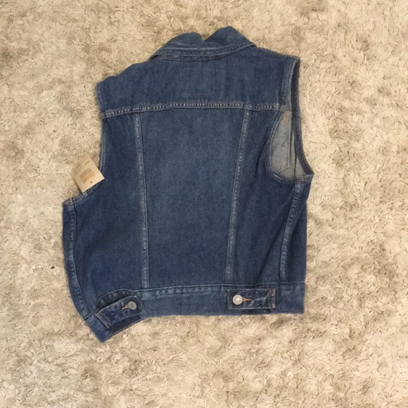 Levi’s Jean jacket - Picture 2 of 2
